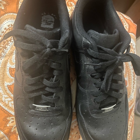 Nike Air Force One - Picture 3 of 3